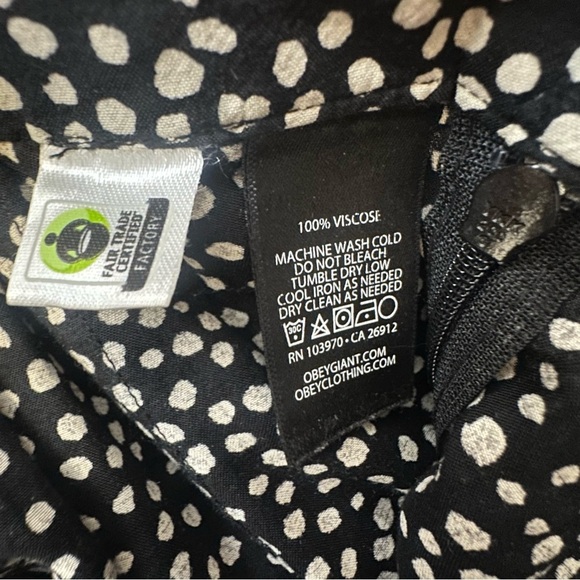 Obey Black and Cream Spotted Ankle Cropped Wide Leg Pants size XS - Picture 8 of 8